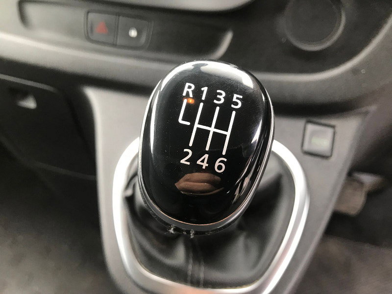 Renault Trafic 2.0L SL28 Sport Energy dCi Diesel Manual Euro 6 (120 bhp) 5dr Manual 2026