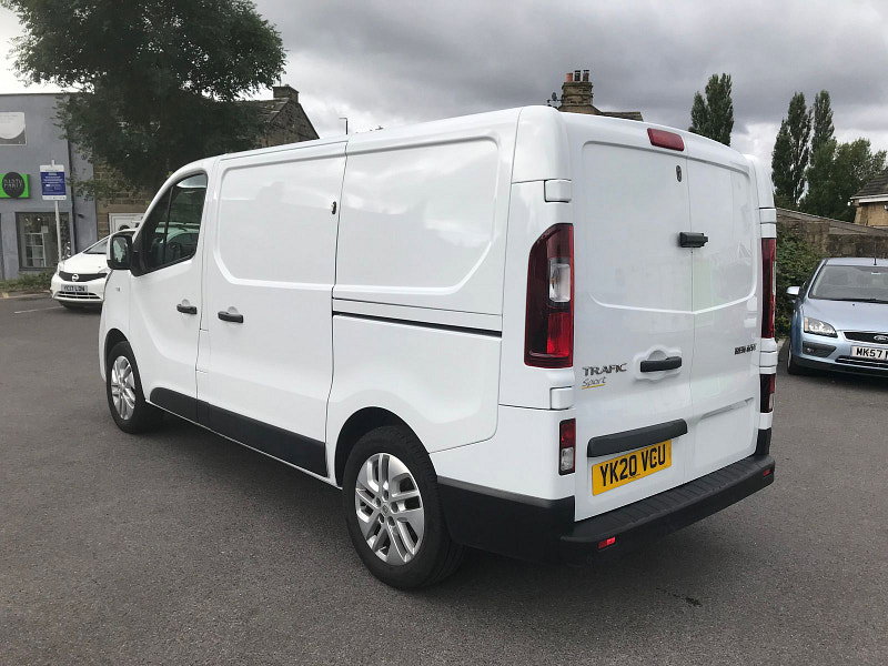 Renault Trafic 2.0L SL28 Sport Energy dCi Diesel Manual Euro 6 (120 bhp) 5dr Manual 2026