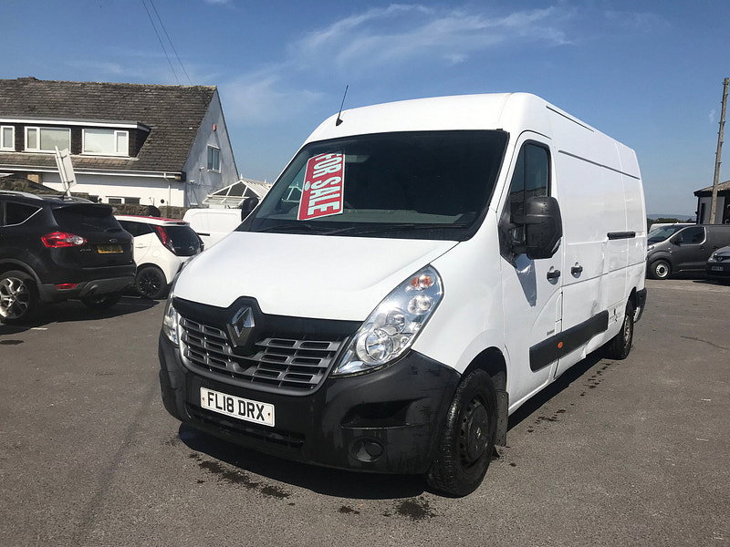 Renault Master 2.3 dCi 35 Business Panel Van 5dr Diesel Manual FWD LWB Medium Roof Euro 6 (130 ps) 5dr Manual 2026