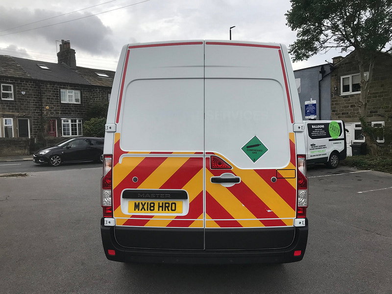 Renault Master 2.3 dCi 35 Business Panel Van 5dr Diesel Manual FWD MWB Medium Roof Euro 6 (130 ps) 5dr Manual 2026