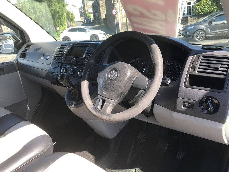 Volkswagen Transporter 2.0L T28 BlueMotion Technology TDI SWB Diesel Manual Euro 5 (84 bhp) 5dr Manual 2026