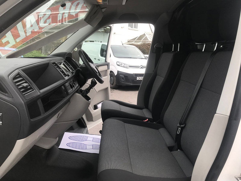 Volkswagen Transporter 2.0L T30 TDI P/V STARTLINE BMT Diesel Manual Euro 6 (101 bhp) 5dr Manual 2026
