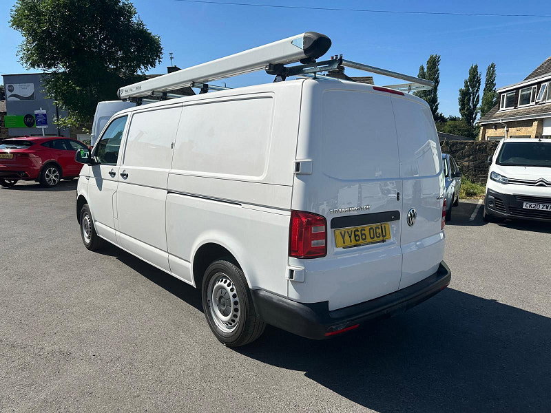 Volkswagen Transporter 2.0L T30 TDI P/V STARTLINE BMT Diesel Manual Euro 6 (101 bhp) 5dr Manual 2026