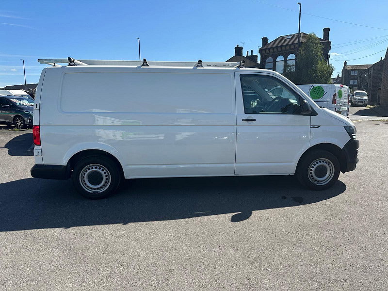 Volkswagen Transporter 2.0L T30 TDI P/V STARTLINE BMT Diesel Manual Euro 6 (101 bhp) 5dr Manual 2026