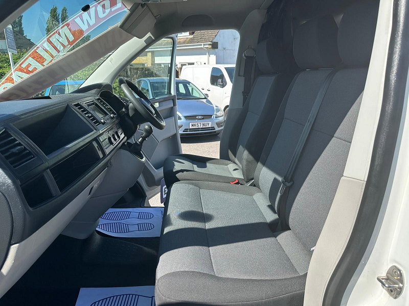 Volkswagen Transporter 2.0L T30 TDI P/V STARTLINE BMT Diesel Manual Euro 6 (101 bhp) 5dr Manual 2026
