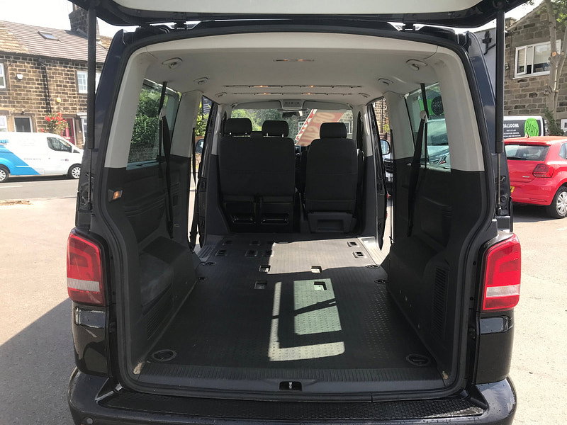 Volkswagen Transporter Shuttle 2.0 TD T30 SE Minibus 4dr Diesel Manual L3 H1 (LWB, 9 Seats) (193 g/km, 101 bhp) 4dr Manual 2026