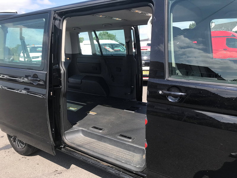 Volkswagen Transporter Shuttle 2.0 TD T30 SE Minibus 4dr Diesel Manual L3 H1 (LWB, 9 Seats) (193 g/km, 101 bhp) 4dr Manual 2026