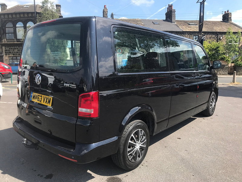 Volkswagen Transporter Shuttle 2.0 TD T30 SE Minibus 4dr Diesel Manual L3 H1 (LWB, 9 Seats) (193 g/km, 101 bhp) 4dr Manual 2026