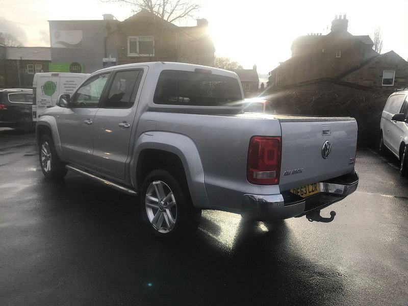 Volkswagen Amarok 2.0L DC TDI HIGHLINE 4MOTION Diesel Manual Euro 5 (178 bhp) 4dr Manual 2026