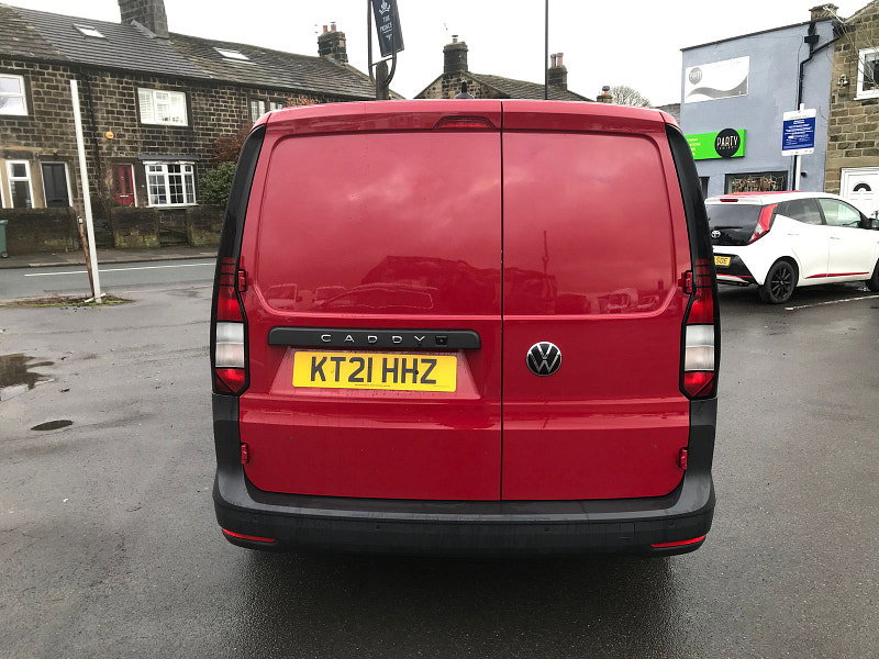 Volkswagen Caddy 2.0L Maxi C20 Commerce TDI Diesel Manual Euro 6 (101 bhp) 6dr Manual 2026
