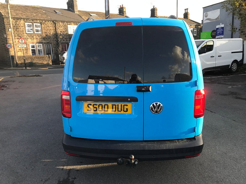 Volkswagen Caddy Maxi 1.6L Caddy Maxi C20 Startline TDI Diesel Manual Euro 5 (101 bhp) 6dr Manual 2026