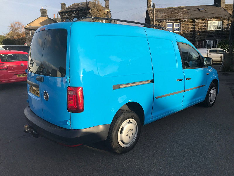 Volkswagen Caddy Maxi 1.6L Caddy Maxi C20 Startline TDI Diesel Manual Euro 5 (101 bhp) 6dr Manual 2026