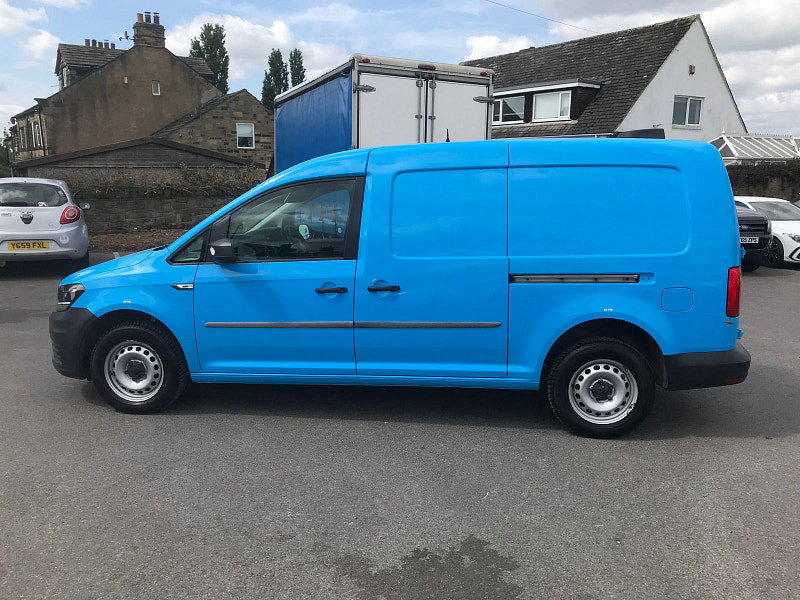 Volkswagen Caddy Maxi 2.0L Caddy Maxi C20 Startline TDI Diesel Manual Euro 6 (101 bhp) 6dr Manual 2026