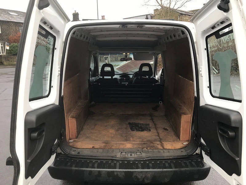 Vauxhall Combo 1.2L 1700 CDTI E4 Diesel Manual Euro 4 (74 bhp) 4dr Manual 2026