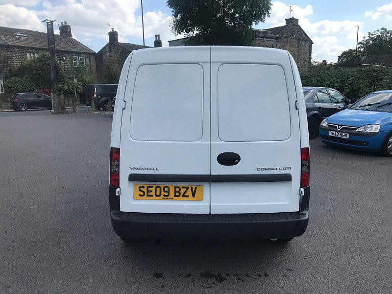 Vauxhall Combo 1.2L 2000 CDTI E4 Diesel Manual Euro 4 (74 bhp) 5dr Manual 2026