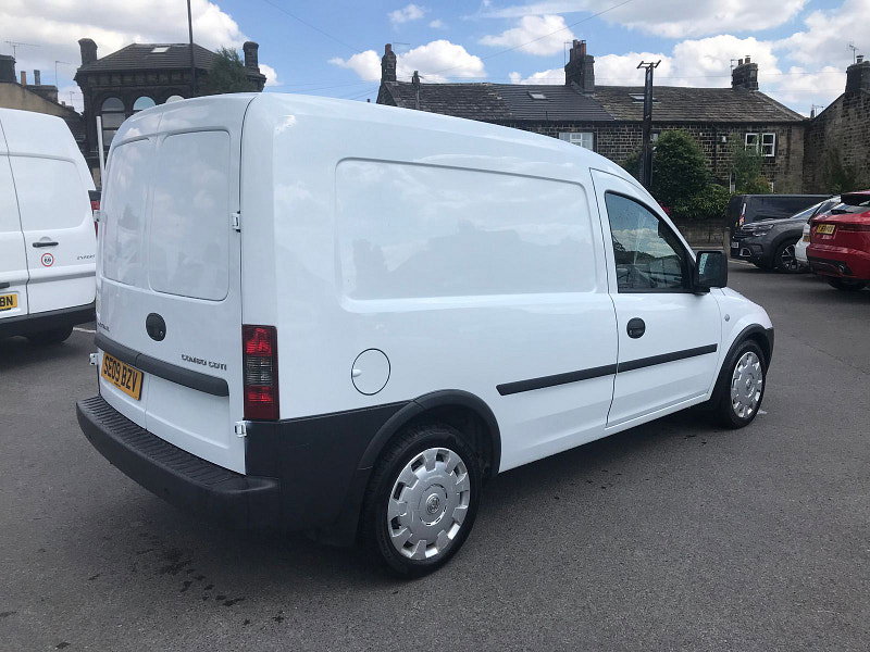 Vauxhall Combo 1.2L 2000 CDTI E4 Diesel Manual Euro 4 (74 bhp) 5dr Manual 2026