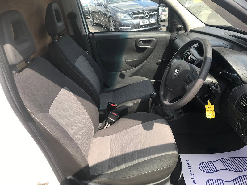 Vauxhall Combo 1.2L 2000 CDTI E4 Diesel Manual Euro 4 (74 bhp) 5dr Manual 2026