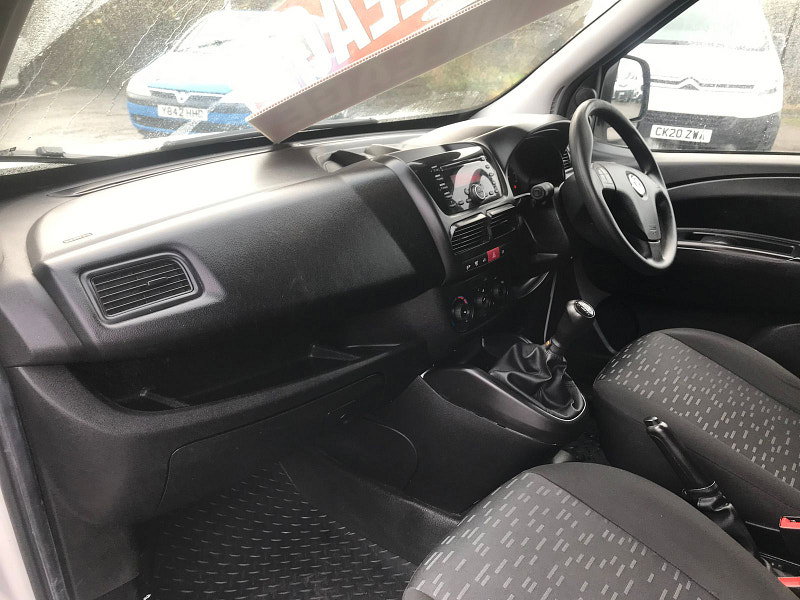 Vauxhall Combo 1.2L L1H1 2000 CDTI ECOFLEX S/S Diesel Manual Euro 6 (95 bhp) 5dr Manual 2026
