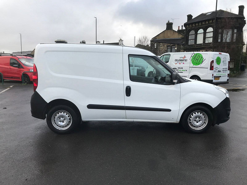 Vauxhall Combo 1.2L L1H1 2000 CDTI ECOFLEX S/S Diesel Manual Euro 6 (95 bhp) 5dr Manual 2026