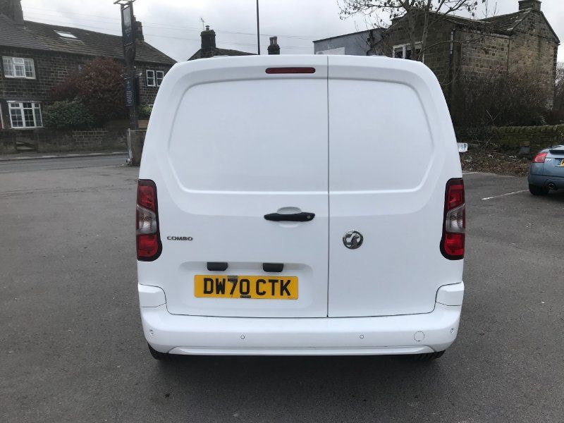 Vauxhall Combo 1.5 Turbo D 2300 Sportive Panel Van 4dr Diesel Manual L1 H1 Euro 6 (100 ps) 4dr Manual 2026
