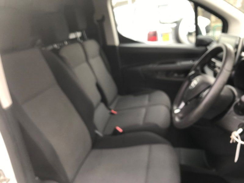 Vauxhall Combo 1.5 Turbo D 2300 Sportive Panel Van 4dr Diesel Manual L1 H1 Euro 6 (100 ps) 4dr Manual 2026