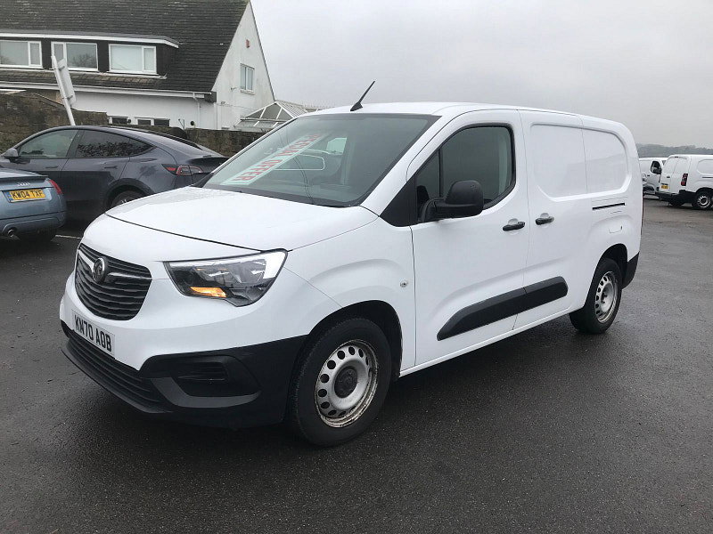 Vauxhall Combo 1.5L 2300 Edition S/S Diesel Manual Euro 6 (101 bhp) 6dr Manual 2026