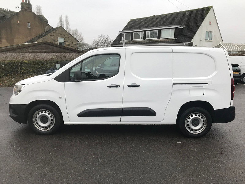 Vauxhall Combo 1.5L 2300 Edition S/S Diesel Manual Euro 6 (101 bhp) 6dr Manual 2026