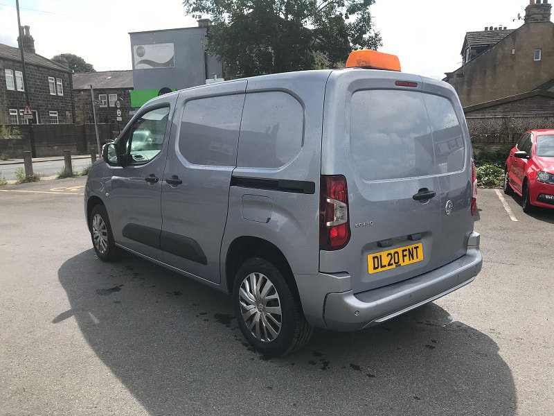 Vauxhall Combo 1.5L 2300 Sportive S/S Diesel Manual Euro 6 (101 bhp) 5dr Manual 2026