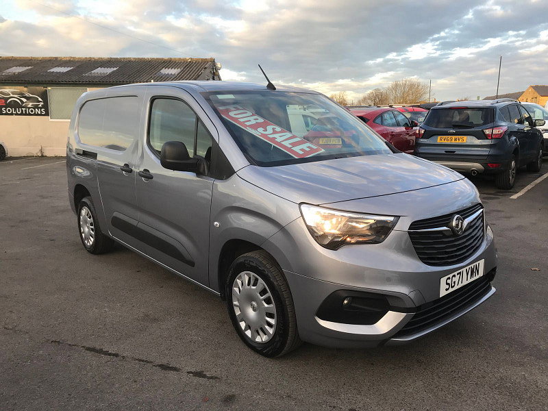 Vauxhall Combo 1.5L 2300 Sportive TD Diesel Manual Euro 6 (101 bhp) 6dr Manual 2026