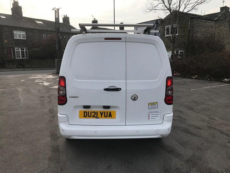 Vauxhall Combo 1.5L 2300 Sportive TD Diesel Manual Euro 6 (101 bhp) 6dr Manual 2026