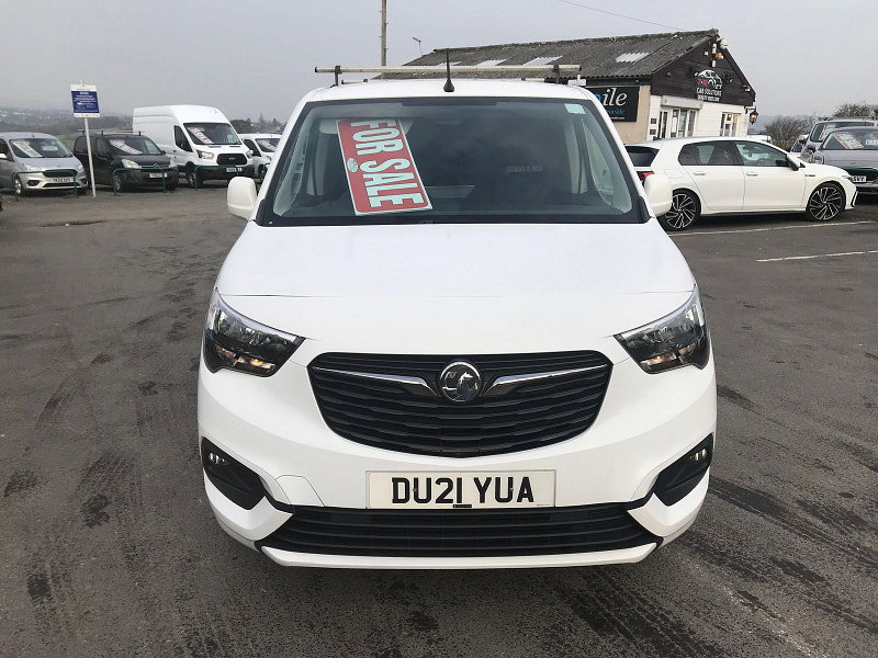 Vauxhall Combo 1.5L 2300 Sportive TD Diesel Manual Euro 6 (101 bhp) 6dr Manual 2026