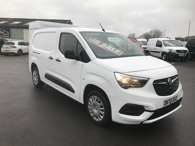 Vauxhall Combo 1.5L 2300 SportIVE TD S/S Diesel Manual Euro 6 (101 bhp) 6dr Manual 2026