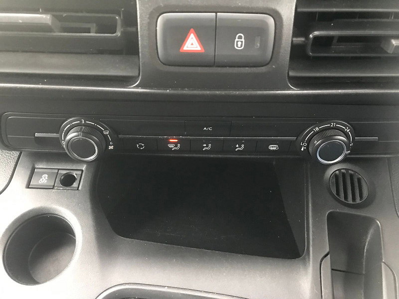 Vauxhall Combo 1.5L 2300 SportIVE TD S/S Diesel Manual Euro 6 (101 bhp) 6dr Manual 2026