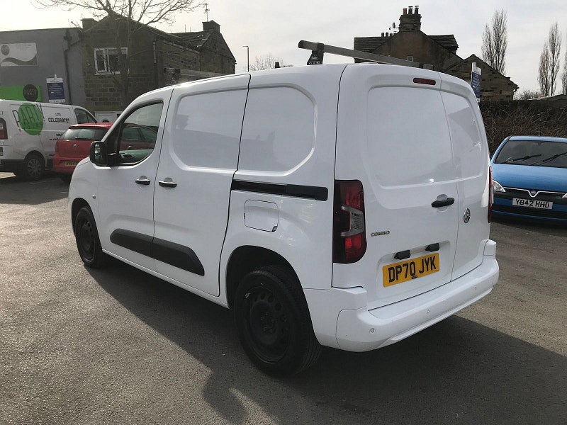 Vauxhall Combo 1.5L L1H1 2300 SPORTIVE S/S Diesel Manual Euro 6 (101 bhp) 5dr Manual 2026