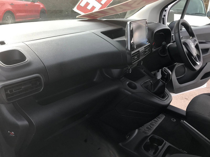 Vauxhall Combo 1.5L L1H1 2300 SPORTIVE S/S Diesel Manual Euro 6 (101 bhp) 5dr Manual 2026