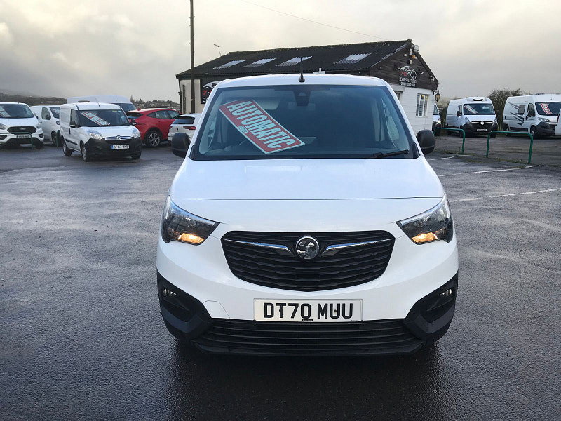 Vauxhall Combo 1.5L L2H1 2300 EDITION S/S Diesel Automatic Euro 6 (129 bhp) 6dr Automatic 2026