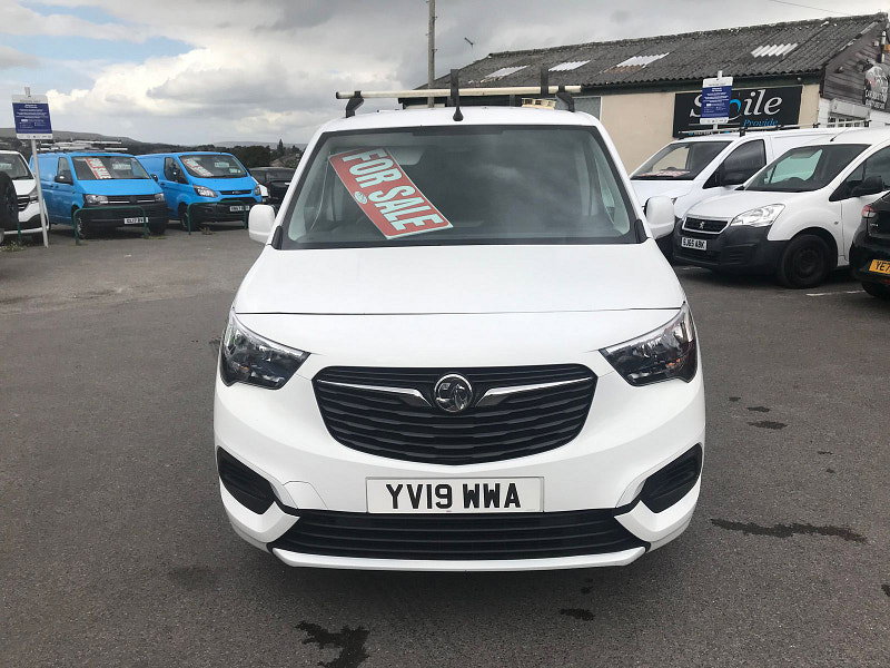 Vauxhall Combo 1.6L L2H1 2300 SPORTIVE S/S Diesel Manual Euro 6 (101 bhp) 6dr Manual 2026