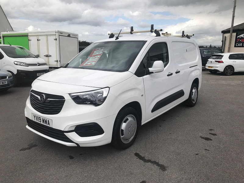 Vauxhall Combo 1.6L L2H1 2300 SPORTIVE S/S Diesel Manual Euro 6 (101 bhp) 6dr Manual 2026