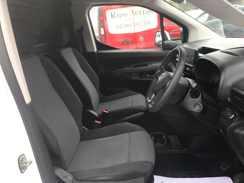 Vauxhall Combo 1.6L L2H1 2300 SPORTIVE S/S Diesel Manual Euro 6 (101 bhp) 6dr Manual 2026