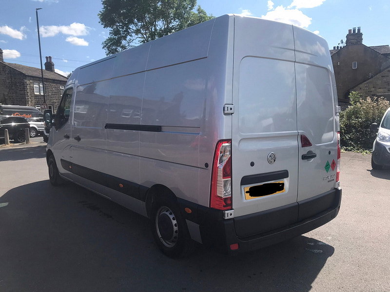 Vauxhall Movano 2.3 CDTi 3500 BiTurbo Edition Panel Van 5dr Diesel Manual FWD L3 H2 Euro 6 (135 ps) 5dr Manual 2026