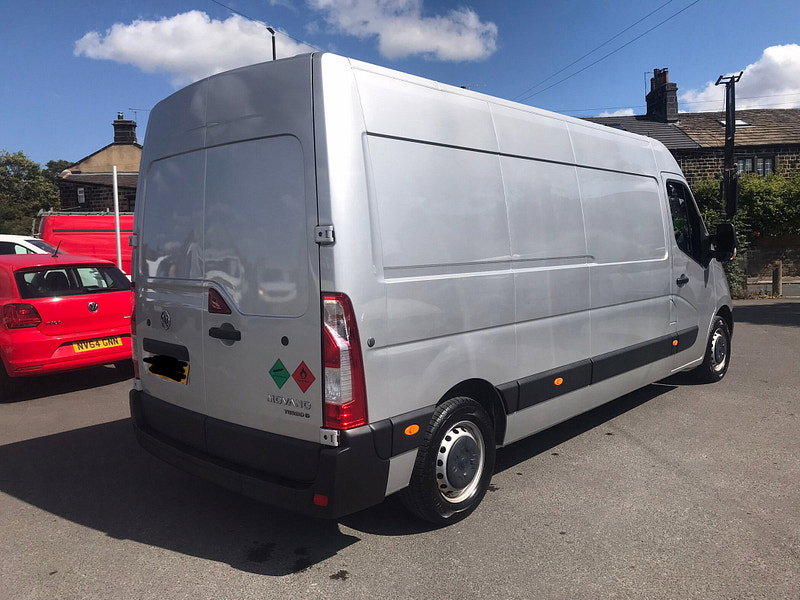 Vauxhall Movano 2.3 CDTi 3500 BiTurbo Edition Panel Van 5dr Diesel Manual FWD L3 H2 Euro 6 (135 ps) 5dr Manual 2026