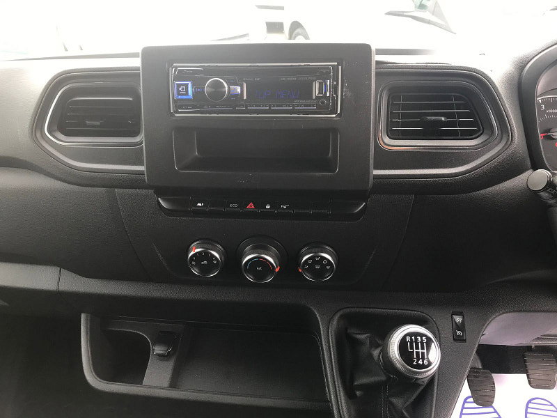 Vauxhall Movano 2.3L L3H2 F3500 CDTi Diesel Manual Euro 6 (134 bhp) 5dr Manual 2026