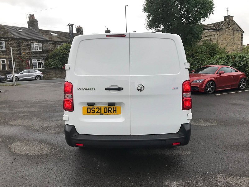 Vauxhall Vivaro 1.5L 2900 Dynamic S/S Diesel Manual Euro 6 (101 bhp) 5dr Manual 2026