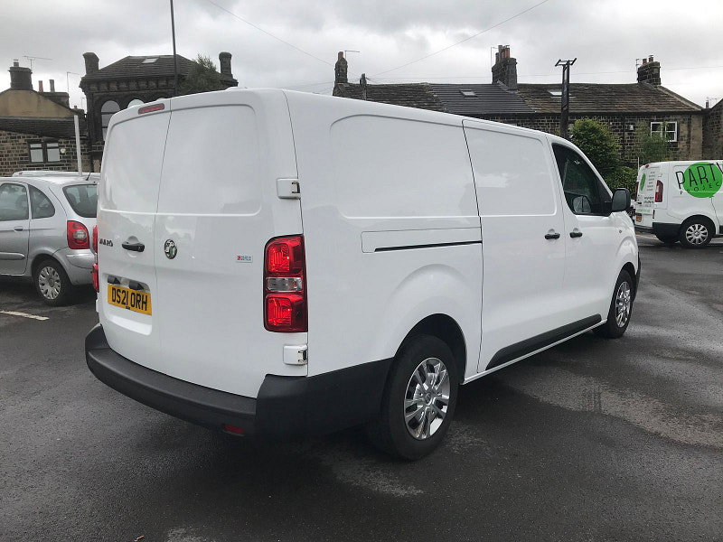 Vauxhall Vivaro 1.5L 2900 Dynamic S/S Diesel Manual Euro 6 (101 bhp) 5dr Manual 2026