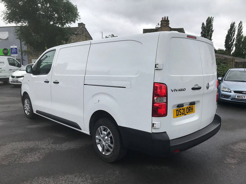 Vauxhall Vivaro 1.5L 2900 Dynamic S/S Diesel Manual Euro 6 (101 bhp) 5dr Manual 2026