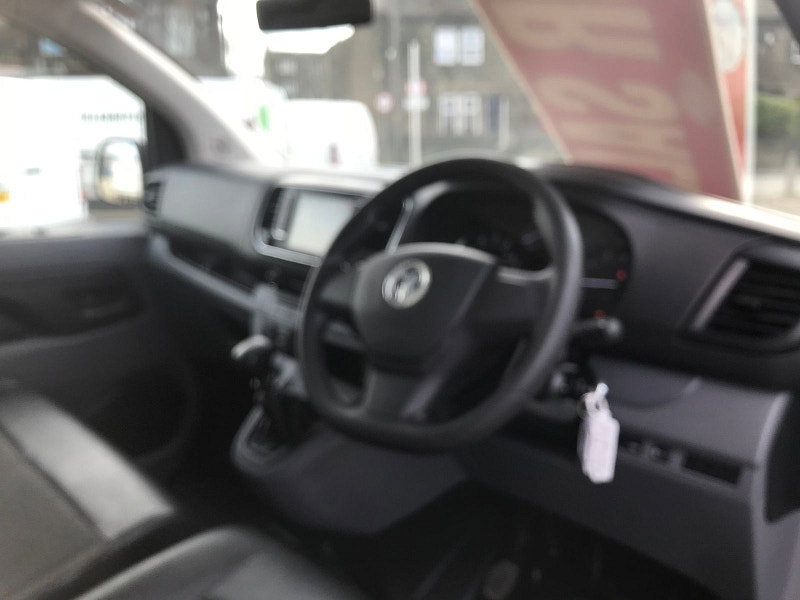 Vauxhall Vivaro 1.5L 2900 Dynamic S/S Diesel Manual Euro 6 (101 bhp) 6dr Manual 2026