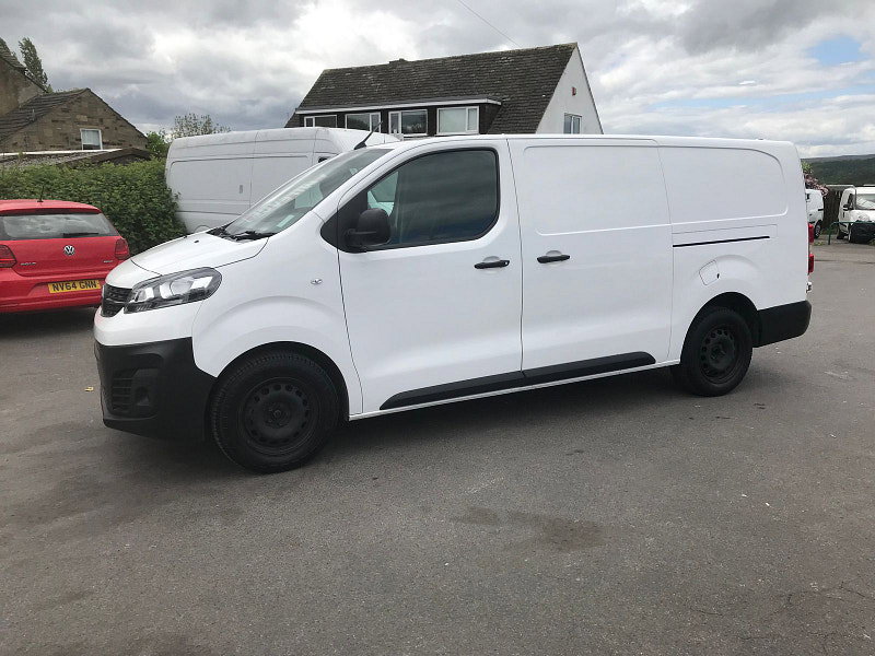 Vauxhall Vivaro 1.5L 2900 Dynamic S/S Diesel Manual Euro 6 (101 bhp) 6dr Manual 2026