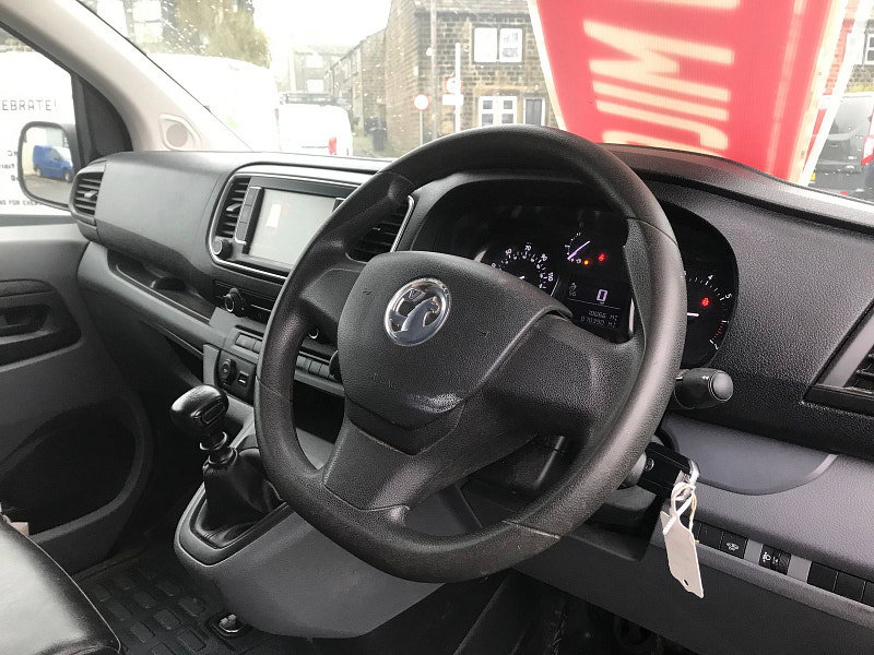 Vauxhall Vivaro 1.5L L2H1 2900 SPORTIVE S/S Diesel Manual Euro 6 (101 bhp) 6dr Manual 2026