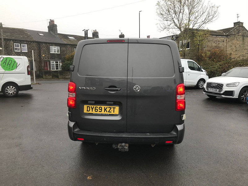 Vauxhall Vivaro 1.5L L2H1 2900 SPORTIVE S/S Diesel Manual Euro 6 (101 bhp) 6dr Manual 2026