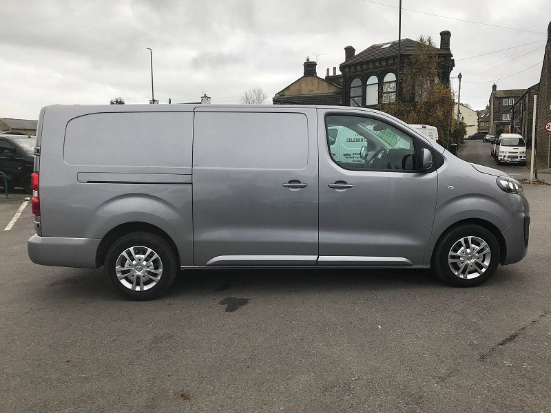 Vauxhall Vivaro 1.5L L2H1 2900 SPORTIVE S/S Diesel Manual Euro 6 (101 bhp) 6dr Manual 2026